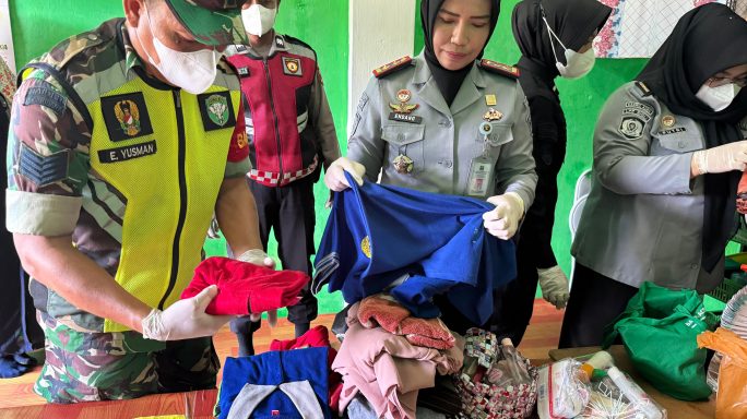 Babinsa Koramil 04/Pidie Dampingi Razia Blok Hunian LP Perempuan Kelas II B Sigli.