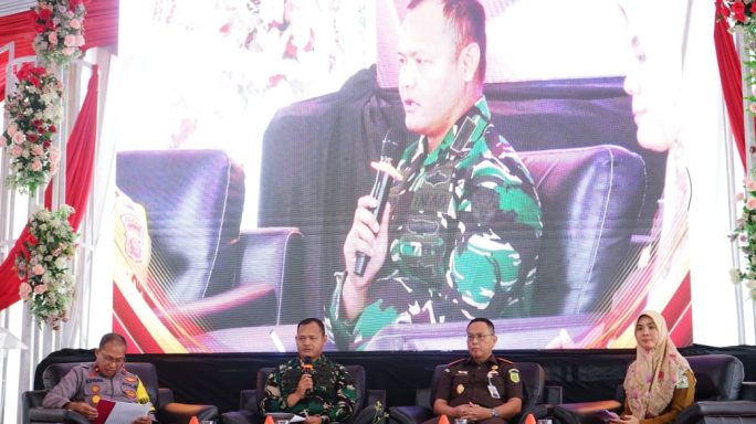 Dandim 0117/Aceh Tamiang Menghadiri Kegiatan Konsolidasi Wilayah Dalam Rangka Pemantapan PPK dan PPS Menuju Pilkada Serentak tahun 2024 Se-Kab Aceh Tamiang 