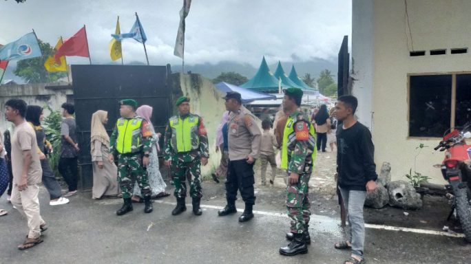 Babinsa Laksanakan Pengamanan Kampanye Pasangan Calon Bupati dan Wakil Bupati Kabupaten Agara