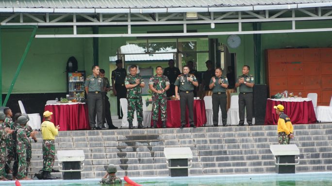 Pangdam IM Tinjau Perlombaan Renang Militer Antar Satuan, Momentum Peringatan HUT ke-68 Kodam IM.