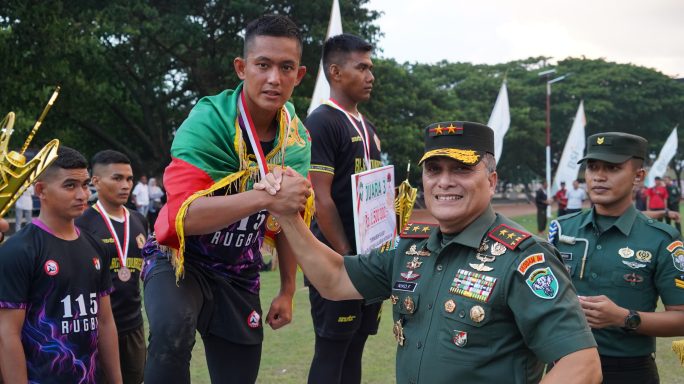 Pangdam IM Resmi Tutup Pertandingan Rugby dalam Rangka HUT ke-68 Kodam Iskandar Muda.