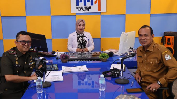 Dandim 0105/Abar Bersama Kadis Pertanian Dialog Interaktif Di LLP RRI Meulaboh Dengan Topik Mengawal Swasembada Pangan