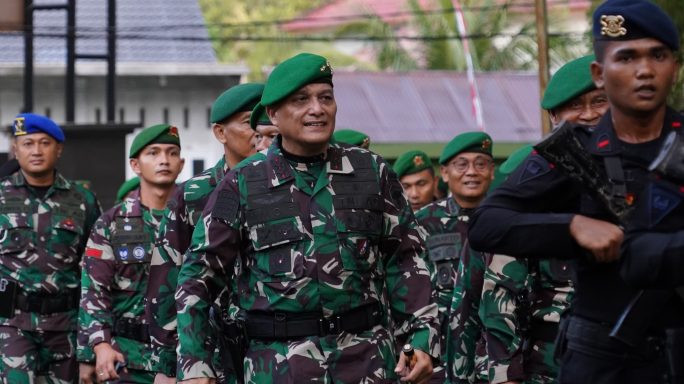 Pangdam Iskandar Muda Ikut Partisipasi dalam Gerak Jalan Peleton Beranting Hari Juang Infanteri ke-76.