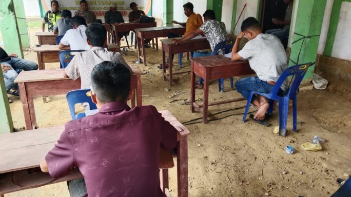 Babinsa dan Bhabinkamtibmas Kawal Seleksi Perangkat Desa Demi Transparansi dan Profesionalitas