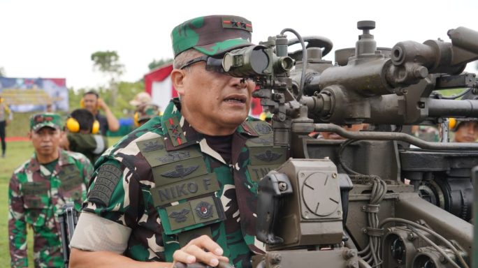 Pangdam Iskandar Muda Tinjau Latihan Menembak Senjata Berat Yonarhanud 5/CSBY.