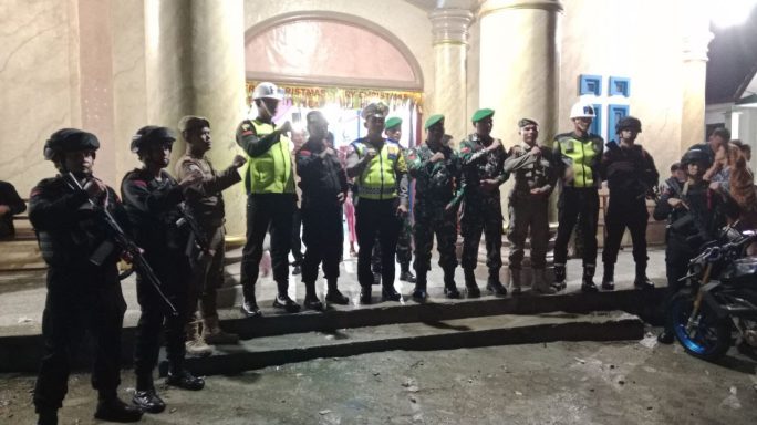 Babinsa Jajaran Kodim 0108/Agara Laksanakan Pengamanan Ibadah Malam Natal
