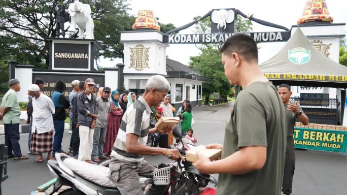 Kodam IM Gelar Jum’at Berkah Untuk Masyarakat.