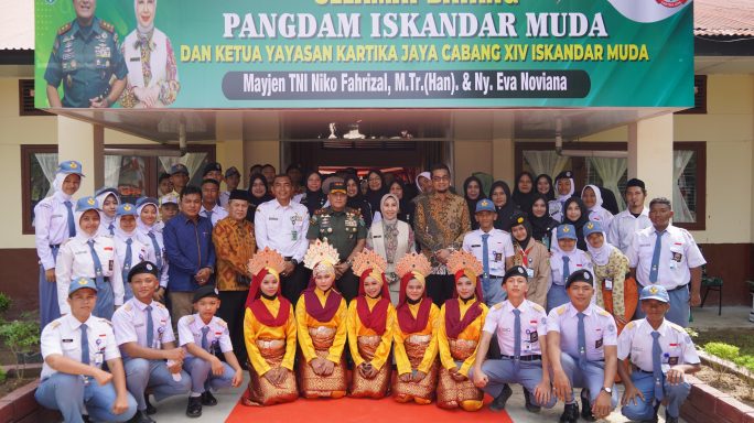 Wajah Baru SMA Kartika XIV.-1.