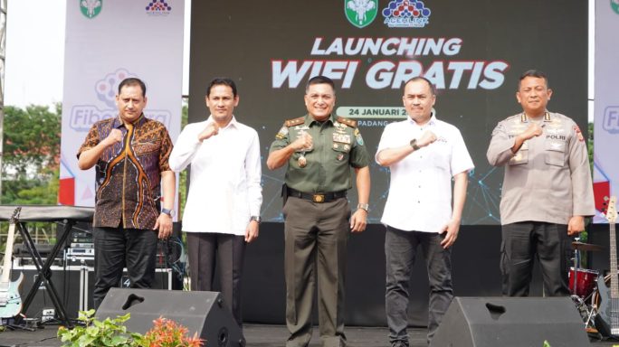 Pangdam Iskandar Muda Resmikan Layanan Wifi Gratis AcehLink untuk Mempermudah Akses Informasi Masyarakat