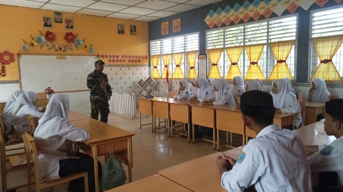 Wasbang Babinsa Koramil 03/Rantau Selamat, Membangun Generasi Muda yang Disiplin dan Nasionalis