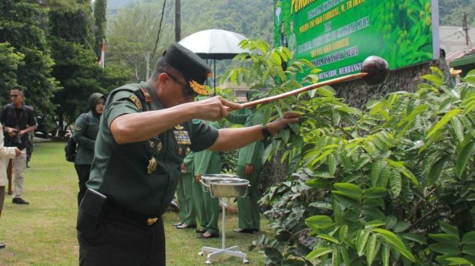 Mayjen TNI Niko : Kodam IM dukung Program Indonesia Go Green.