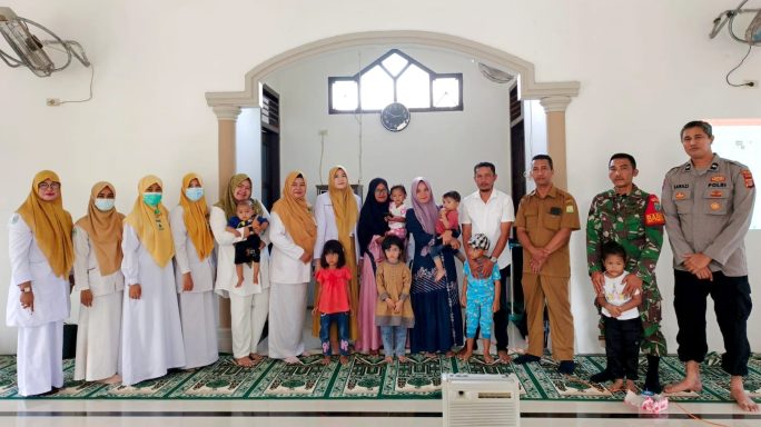 Koramil 06/Indrapuri Dukung Program Imunisasi Massal, Pastikan Anak-Anak Sehat