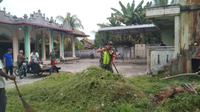 Babinsa Koramil 0108-02/Bambel Ajarkan Mengaji Kepada Anak-Anak Wilayah Binaan