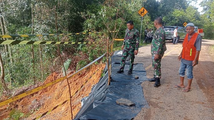 Dandim 0116/Nagan Raya tinjau lokasi Longsor Jalan Lintas Beutong – Takengon