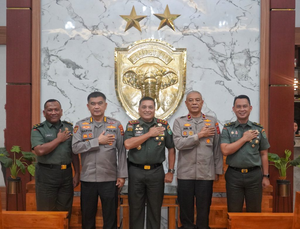 Pangdam Iskandar Muda Terima Kunjungan Silaturahmi Wakapolda Aceh di Makodam IM.