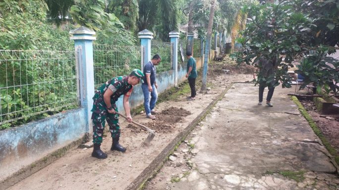 Babinsa Peduli, Puskesmas Berseri: Aksi Gotong Royong yang Menginspirasi.