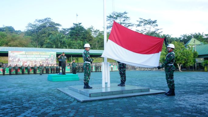 Pimpin Upacara Bendera Hari Senin, Kasdim 0117/Aceh Tamiang Ingatkan Anggota Disiplin Dalam Menjalankan Tugas