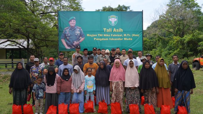 “Saweu Gampong” Mayjen TNI Niko Fahrizal, Offroad Ke Desa Pedalaman Aceh Besar