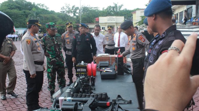 Dandim 0116/Nara Apel Gelar Pasukan untuk Pengamanan Mayday di Mako polres Nagan Raya