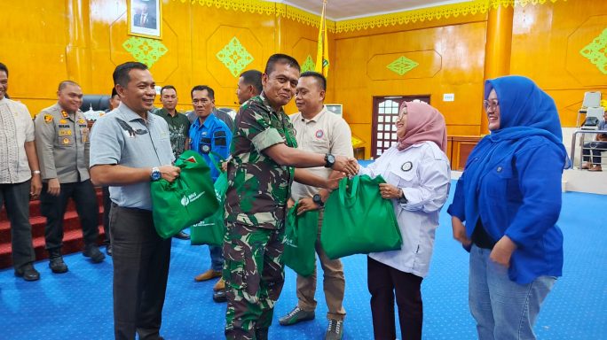 Kasdim 0117/Aceh Tamiang Turut Hadir Pada Peringatan Hari Buruh Internasional (May Day) Tahun 2025