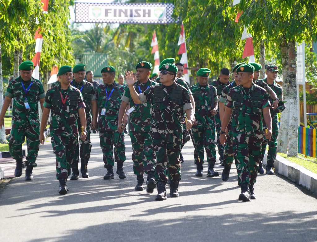 Pangdam Iskandar Muda Buka Apel Komandan Satuan TNI AD TA 2025 di Markas Yonif 116/GS, Meulaboh, Aceh Barat.