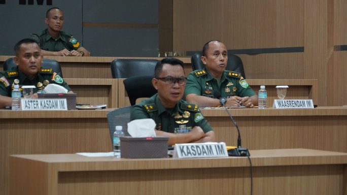 Kasdam IM Ikuti Rakor Sinkronisasi Tata Ruang Pertahanan dengan RTR Nasional TA 2025 secara Virtual
