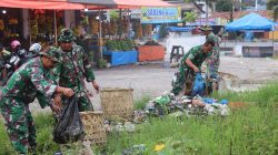 Kodim 0106/Aceh Tengah Gelar Karya Bakti Pembersihan Lingkungan Pasar Paya Ilang