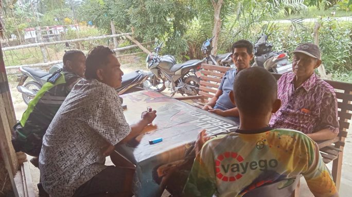 Mewujudkan Keakraban, Babinsa Komsos Dengan Warga Binaan