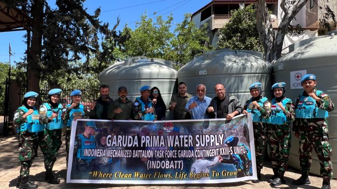 GARUDA PRIMA WATER DONATIONS (GRATIS)” PROGRAM AIR BERSIH SATGAS INDOBATT XXIII-S MAINBODY YONIF 114/SM ATASI KESULITAN MASYARAKAT LEBANON SELATAN