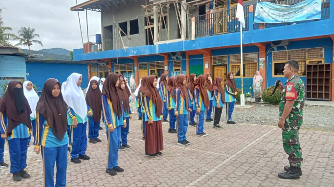 Batuud Koramil 0108-04 Babussalam Laksanakan Wasbang ke Siswa/Siswi SMP