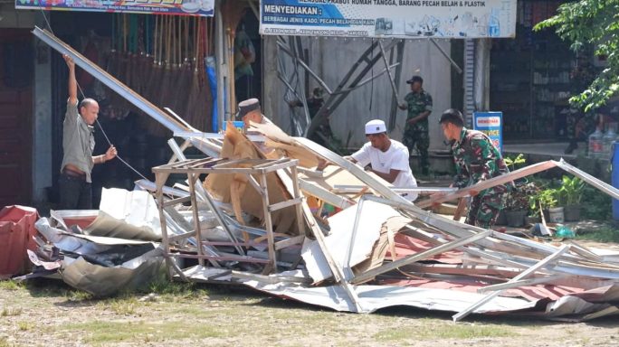 Respon cepat Prajurit Kodam IM bantu korban Bencana Alam di Aceh Utara