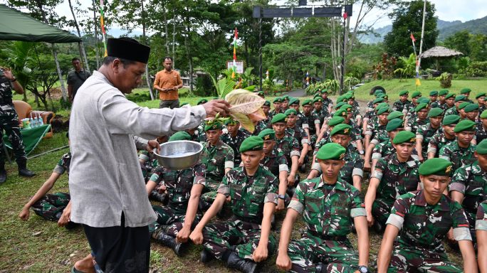 Upacara Penyambutan Prajurit Yonif TP-857/GG: Simbol Sinergi TNI dan Pemerintah Daerah untuk Membangun Wilayah Pedalaman