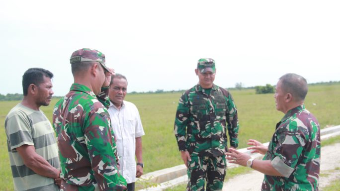 Dandim 0117/Aceh Tamiang Dampingi Irdam Iskandar Muda Tinjau Lokasi OPLAH Di Wilayah Aceh Tamiang