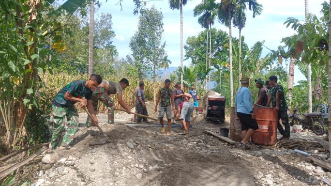 Satgas TMMD Reg ke-125 Kodim 0108/Agara Bersama Warga Masyarakat Tuntaskan Sasaran Fisik dan Non Fisik
