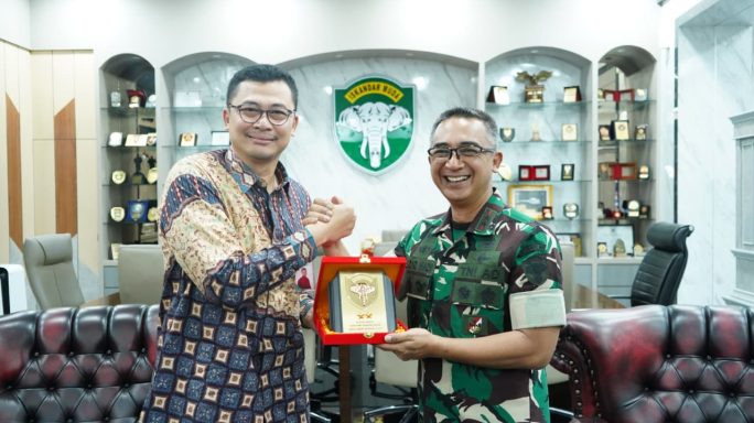 Pangdam Iskandar Muda Terima Audiensi Regional CEO BSI Aceh di Makodam IM