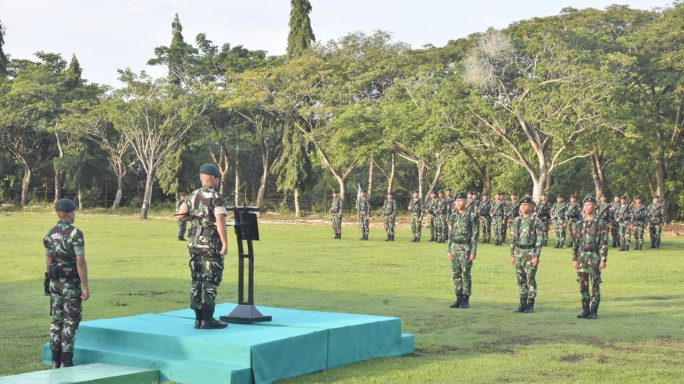 Yonif 115/ML Gelar Upacara Mingguan dan Pembinaan Fisik: Wujudkan Prajurit Tangguh, Siap Tempur