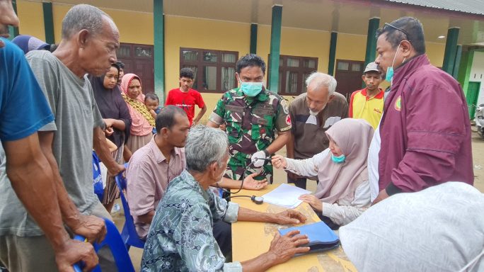 Kodam Iskandar Muda gelar Posko Kesehatan Korban Banjir Aceh