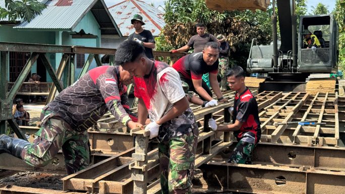 Zidam IM Kebut Pemasangan Jembatan Bailey di Desa Cot Bada, Kecamatan Jeumpa.