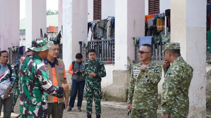 Pangdam IM tinjau penanganan pasca bencana alam banjir bandang di Aceh Tamiang