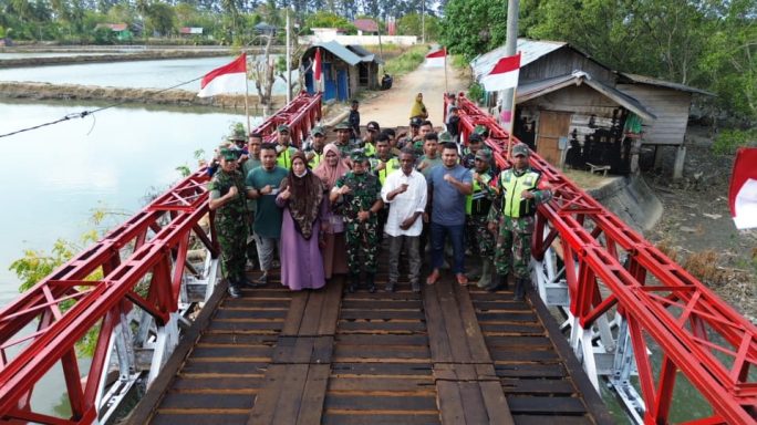 Yonzipur 16/DA Rampungkan Pembangunan Jembatan Bailey Jangka Mesjid, Bireuen