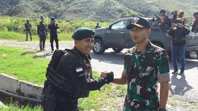 Komandan Korem 173/PVB Kunjungi Jajaran Satgas Yonif 112/DJ