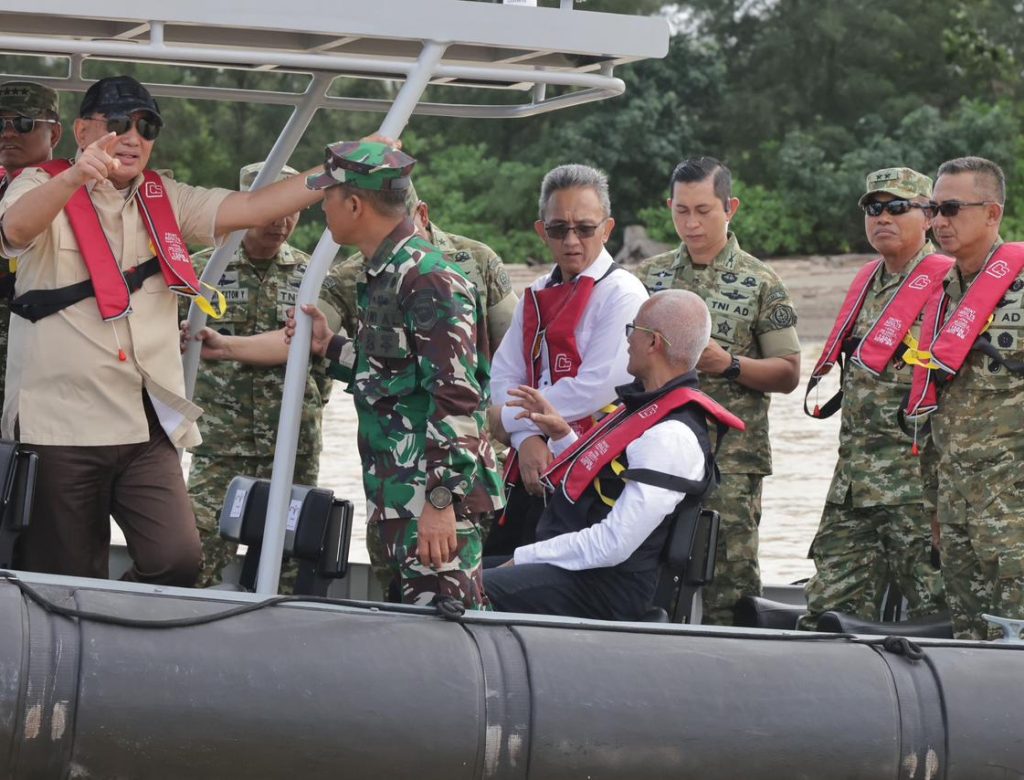 Menhan RI tinjau Progres Satgas Kuala dalam Normalisasi Muara dan Sungai di Aceh Tamiang