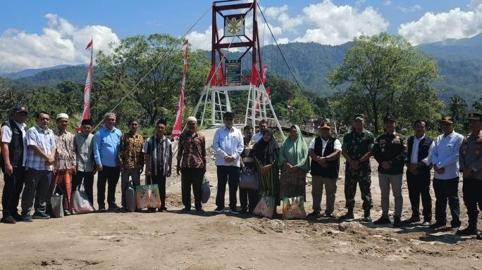 Bupati Agara Resmikan Jembatan Gantung Mamas Indah Aktifitas Warga Lancar