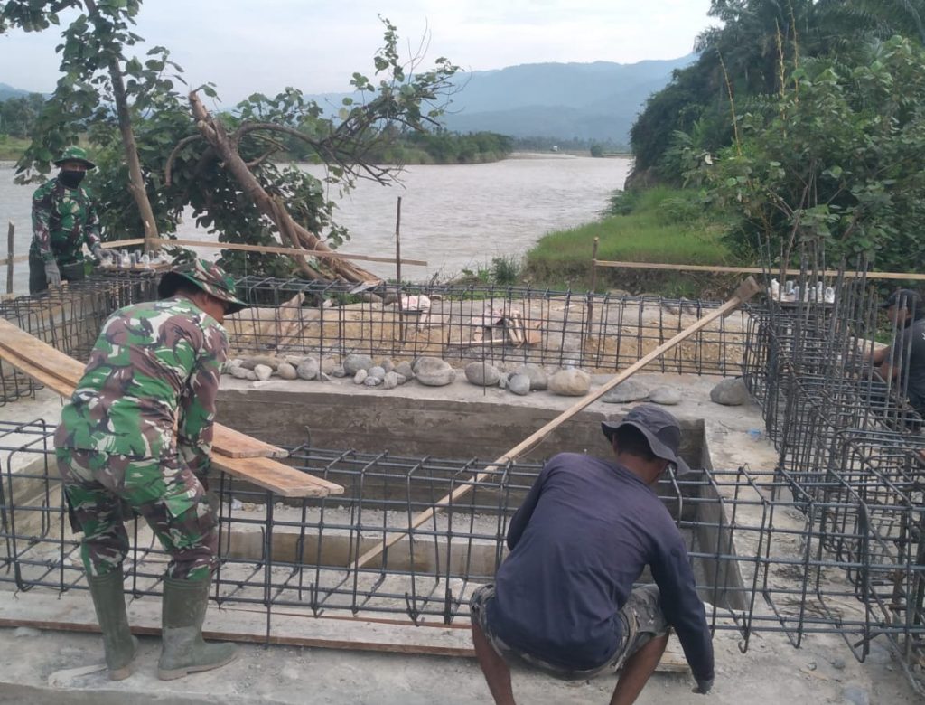 Pembangunan Jembatan Gantung Perintis di Aceh Tenggara Capai 17,24 Persen, Sinergi TNI dan Masyarakat Kian Solid