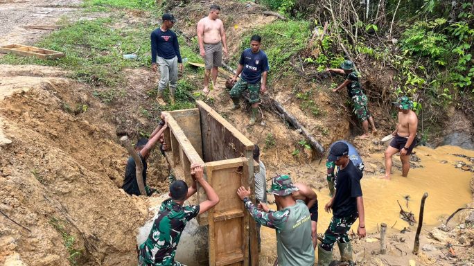 Satgas TMMD Ke-128 Kodim 0117/Aceh Tamiang percepat Penyelesaian Infrastruktur di Desa Suka Makmur