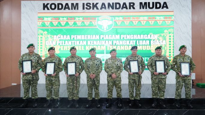 94 Orang Prajurit Berprestasi Kodam IM menerima Penghargaan dari Pangdam Iskandar Muda