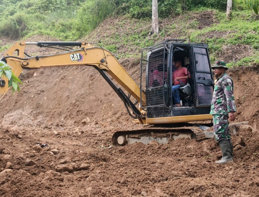 Kodim 0108/Agara Mulai lakukan Penggalian Pondasi Jembatan Gantung di Lawe Sekerah Aceh Tenggara